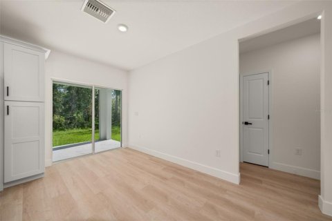 House in Sebring, Florida 3 bedrooms, 134.71 sq.m. № 2297076 - photo 17