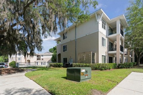 Condominio en alquiler en Gainesville, Florida, 4 dormitorios, 121.89 m2 № 1873628 - foto 1