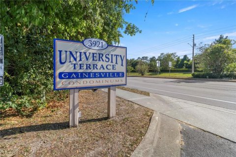 Condominio en alquiler en Gainesville, Florida, 4 dormitorios, 121.89 m2 № 1873628 - foto 13