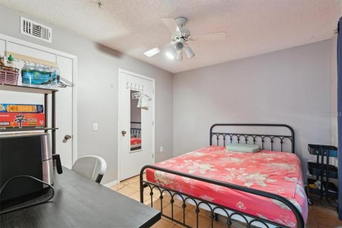 Condominio en alquiler en Gainesville, Florida, 4 dormitorios, 121.89 m2 № 1873628 - foto 7
