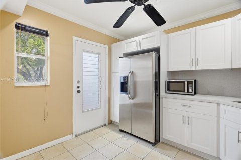 Copropriété à vendre à Lauderhill, Floride: 2 chambres, 104.98 m2 № 2081426 - photo 23