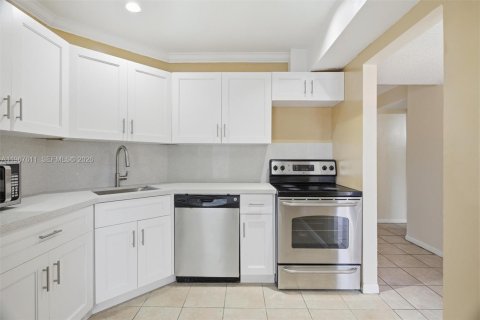Condo à Lauderhill, Floride, 2 chambres  № 2081426