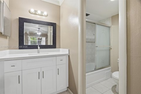 Copropriété à vendre à Lauderhill, Floride: 2 chambres, 104.98 m2 № 2081426 - photo 19