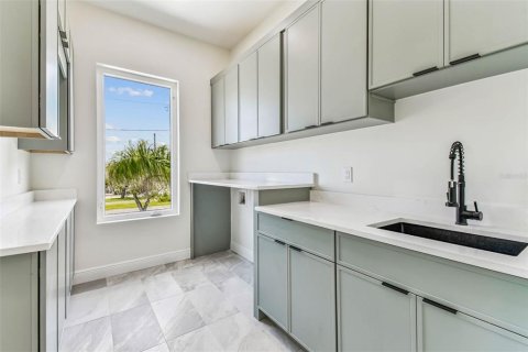 Villa ou maison à vendre à Treasure Island, Floride: 4 chambres, 357.12 m2 № 1911578 - photo 23