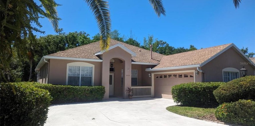 House in Lakewood Ranch, Florida 3 bedrooms, 204.38 sq.m. № 1751660