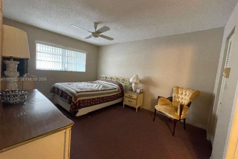 Condo in Hollywood, Florida, 2 bedrooms № 2241840 - photo 6