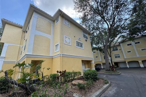 Condominio en alquiler en Maitland, Florida, 4 dormitorios, 158.58 m2 № 1783027 - foto 2