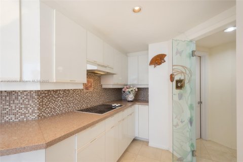 Купить кондоминиум в Авентура, Флорида 2 спальни, 244.33м2, № 1966098 - фото 13