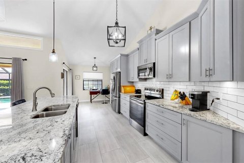 Casa en venta en Bradenton, Florida, 3 dormitorios, 171.5 m2 № 1744943 - foto 18