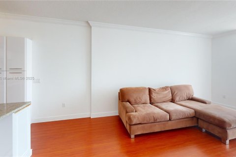 Copropriété à louer à Miami, Floride: 2 chambres, 112.6 m2 № 1855007 - photo 12