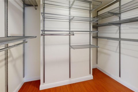 Copropriété à louer à Miami, Floride: 2 chambres, 112.6 m2 № 1855007 - photo 19