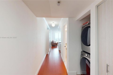 Copropriété à louer à Miami, Floride: 2 chambres, 112.6 m2 № 1855007 - photo 7