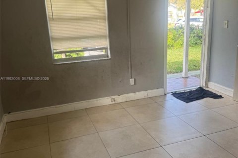 Apartment in Hollywood, Florida 1 bedroom, 34.84 sq.m. № 2043202 - photo 5