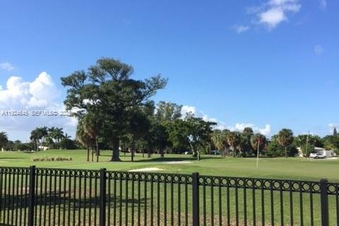 Снять в аренду квартиру в Майами-Бич, Флорида 1 спальня, 69.68м2, № 1982969 - фото 9