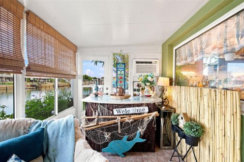 Villa ou maison à vendre à Hudson, Floride: 2 chambres, 97.08 m2 № 2259264 - photo 8