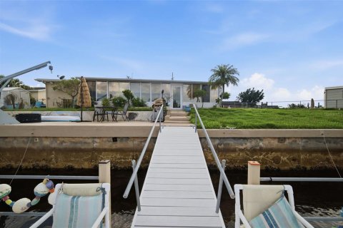 Villa ou maison à vendre à Hudson, Floride: 2 chambres, 97.08 m2 № 2259264 - photo 3