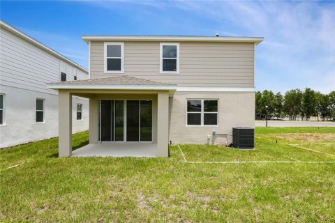 House in Dundee, Florida 4 bedrooms, 224.27 sq.m. № 1636109 - photo 19