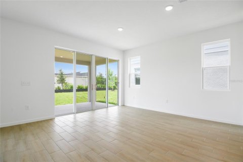 House in Dundee, Florida 4 bedrooms, 224.27 sq.m. № 1636109 - photo 7