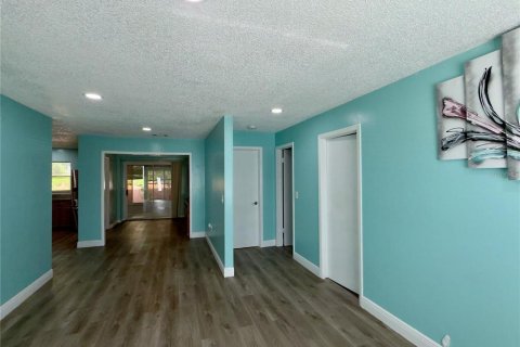 Copropriété à vendre à Pinellas Park, Floride: 2 chambres, 88.26 m2 № 2212327 - photo 2