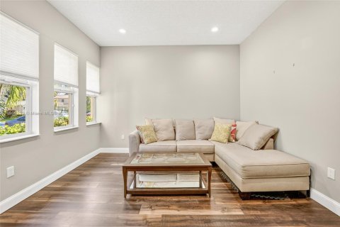 Villa ou maison à vendre à Davie, Floride: 3 chambres, 152.27 m2 № 1921083 - photo 8