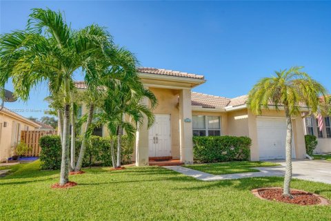 Villa ou maison à vendre à Davie, Floride: 3 chambres, 152.27 m2 № 1921083 - photo 6