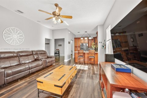 Villa ou maison à vendre à Davie, Floride: 3 chambres, 152.27 m2 № 1921083 - photo 22