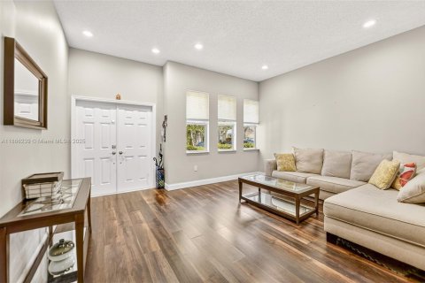 Villa ou maison à vendre à Davie, Floride: 3 chambres, 152.27 m2 № 1921083 - photo 7