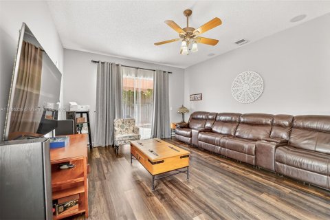 Villa ou maison à vendre à Davie, Floride: 3 chambres, 152.27 m2 № 1921083 - photo 19