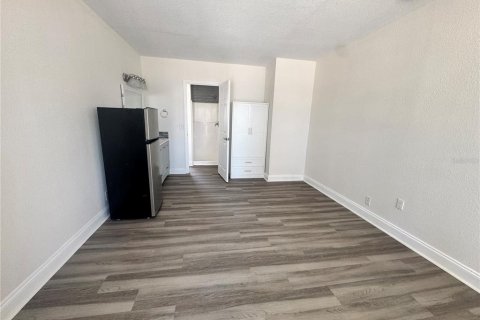 Apartamento en alquiler en Daytona Beach Shores, Florida, 32.52 m2 № 1901149 - foto 7