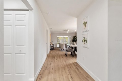 Condo in Venice, Florida, 2 bedrooms  № 1866640 - photo 4