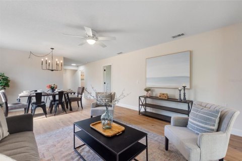 Condo in Venice, Florida, 2 bedrooms  № 1866640 - photo 14