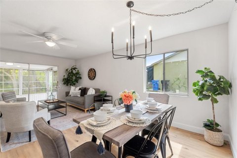 Condo in Venice, Florida, 2 bedrooms  № 1866640 - photo 9