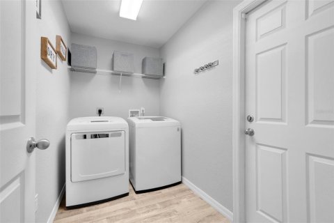 Casa en venta en Ocala, Florida, 3 dormitorios, 148.55 m2 № 1905764 - foto 28