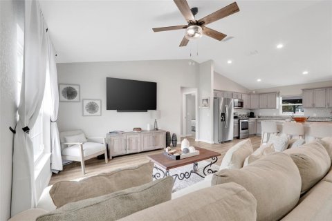 Casa en venta en Ocala, Florida, 3 dormitorios, 148.55 m2 № 1905764 - foto 10