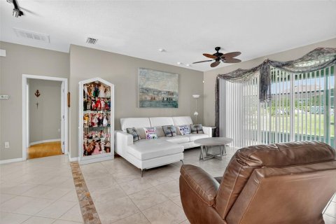 Casa en venta en Leesburg, Florida, 2 dormitorios, 205.41 m2 № 1915607 - foto 4