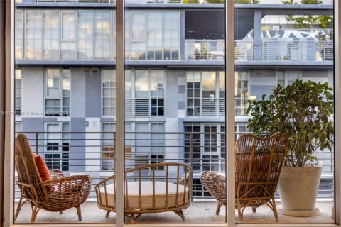 Copropriété à vendre à Miami, Floride: 3 chambres, 262.08 m2 № 1970927 - photo 30