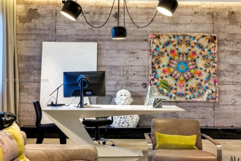 Copropriété à vendre à Miami, Floride: 3 chambres, 262.08 m2 № 1970927 - photo 11