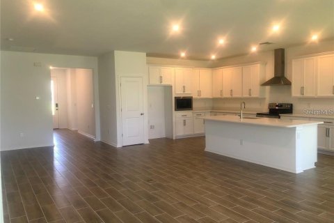 Villa ou maison à louer à Hudson, Floride: 4 chambres, 186.18 m2 № 2386319 - photo 4