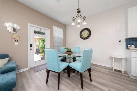 Adosado en venta en Windermere, Florida, 3 dormitorios, 127.18 m2 № 2258970 - foto 9