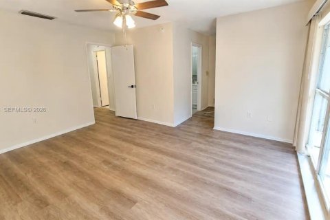 Townhouse in Hollywood, Florida 3 bedrooms, 123.56 sq.m. № 2260854 - photo 10