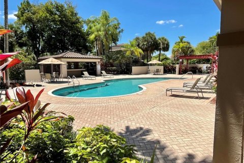 Condominio en venta en Sunrise, Florida, 2 dormitorios, 91.6 m2 № 1874901 - foto 3