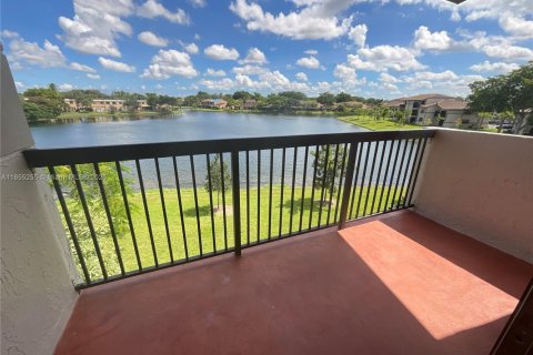 Condominio en venta en Sunrise, Florida, 2 dormitorios, 91.6 m2 № 1874901 - foto 14