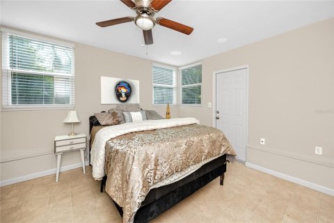 Villa ou maison à vendre à Saint Petersburg, Floride: 4 chambres, 143.81 m2 № 2287108 - photo 15