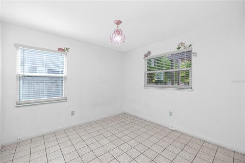 Villa ou maison à vendre à Saint Petersburg, Floride: 4 chambres, 143.81 m2 № 2287108 - photo 22