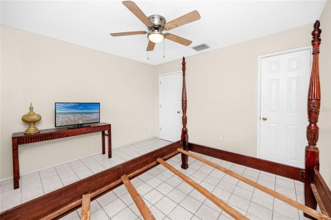 Villa ou maison à vendre à Saint Petersburg, Floride: 4 chambres, 143.81 m2 № 2287108 - photo 29