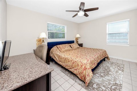 Villa ou maison à vendre à Saint Petersburg, Floride: 4 chambres, 143.81 m2 № 2287108 - photo 26