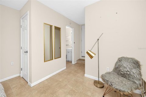 Villa ou maison à vendre à Saint Petersburg, Floride: 4 chambres, 143.81 m2 № 2287108 - photo 17