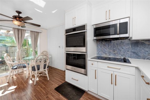 Villa ou maison à vendre à Saint Petersburg, Floride: 4 chambres, 143.81 m2 № 2287108 - photo 14