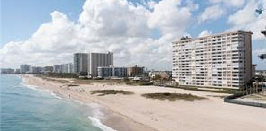 Condo in Pompano Beach, Florida, 2 bedrooms  № 2084616