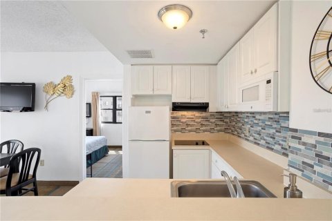 Condo in Orlando, Florida, 2 bedrooms  № 1908079 - photo 7